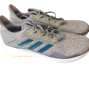 NWOT Adidas Cloud foam Grey tweed